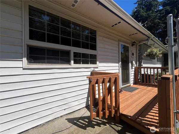 $1,500 | 26624 108th Avenue Southeast, Kent, WA 98030