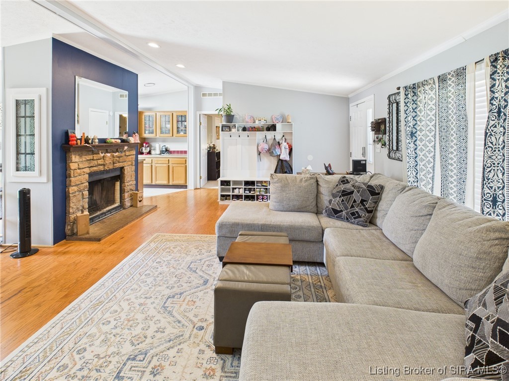 533 Rabbitsville Road Mitchell, IN 47446 - Photo 2 of 29 Living Room