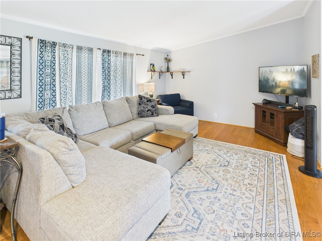 533 Rabbitsville Road Mitchell, IN 47446 - Photo 7 of 29 Living Room