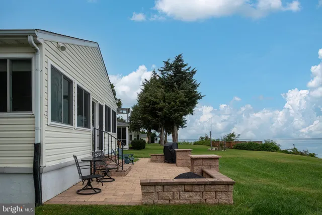 $550,000 | 3215 Riverview Drive, Colonial Beach, VA 22443