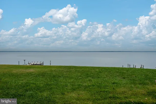 $550,000 | 3215 Riverview Drive, Colonial Beach, VA 22443