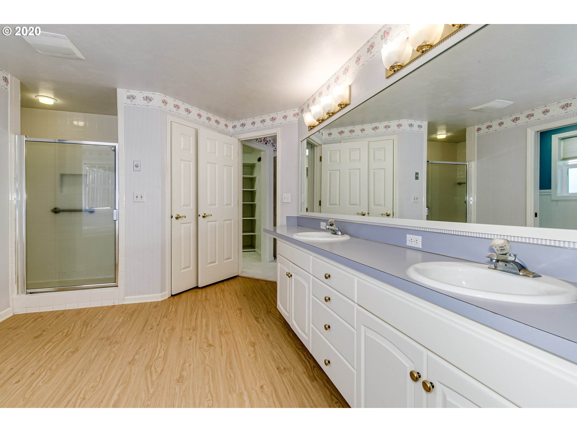 2150 Ridgeway Drive Eugene, OR 97401 - Photo 12 of 22 Gallery Image 12