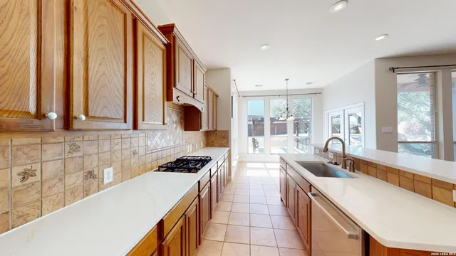 $700,000 | 3707 Blackstone, San Antonio, TX 78259