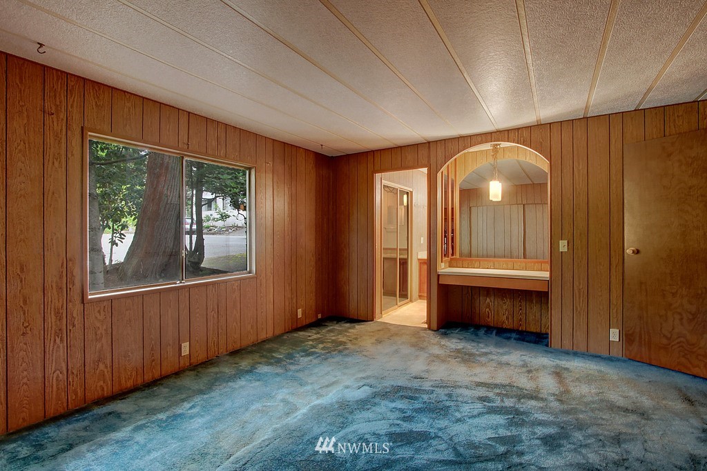 19237 127th Avenue Northeast Bothell, WA 98011 - Photo 5 of 10 Gallery Image 5