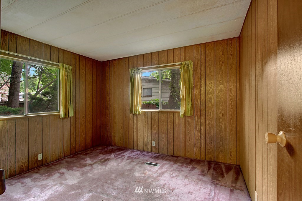 19237 127th Avenue Northeast Bothell, WA 98011 - Photo 7 of 10 Gallery Image 7