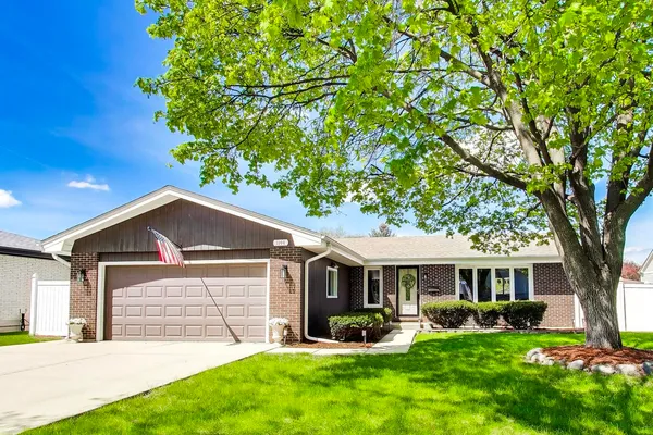 $499,900 | 1144 Fischer Drive, Addison, IL 60101