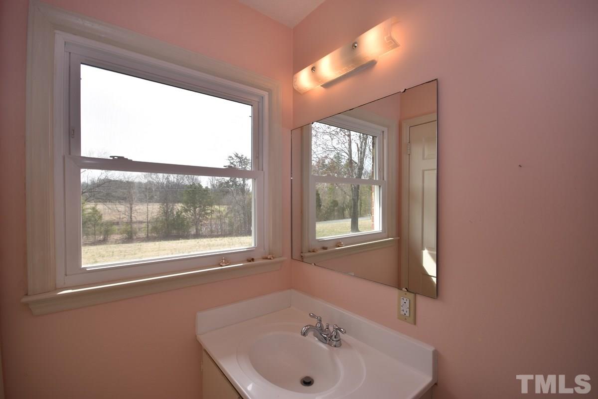 1015 Altamahaw Union Ridge Road Burlington, NC 27217 - Photo 14 of 24 DD closet & in-suite bath