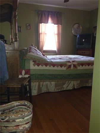 42 Wamsutta Road Somerset, MA 02726 - Photo 14 of 29 Gallery Image 14