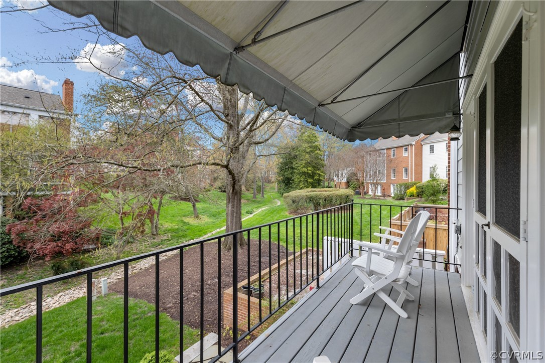 300 North Ridge Road, Unit 33 Henrico, VA 23229 - Photo 11 of 40 a view of a balcony with wooden floor
