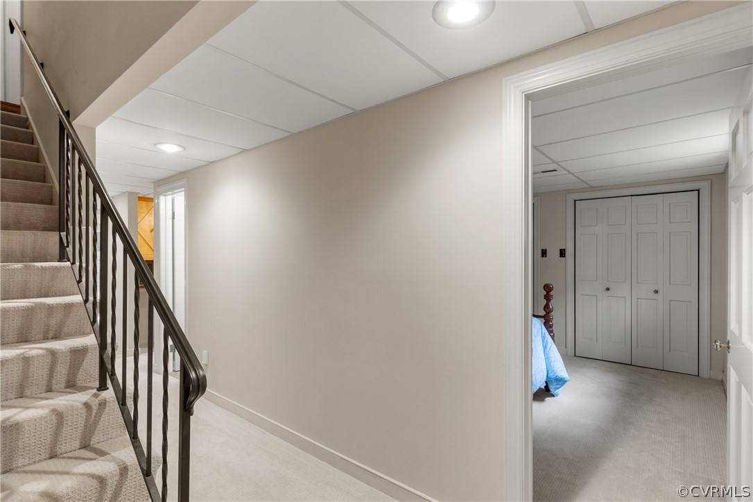 300 North Ridge Road, Unit 33 Henrico, VA 23229 - Photo 20 of 40 a view of a hallway with staircase