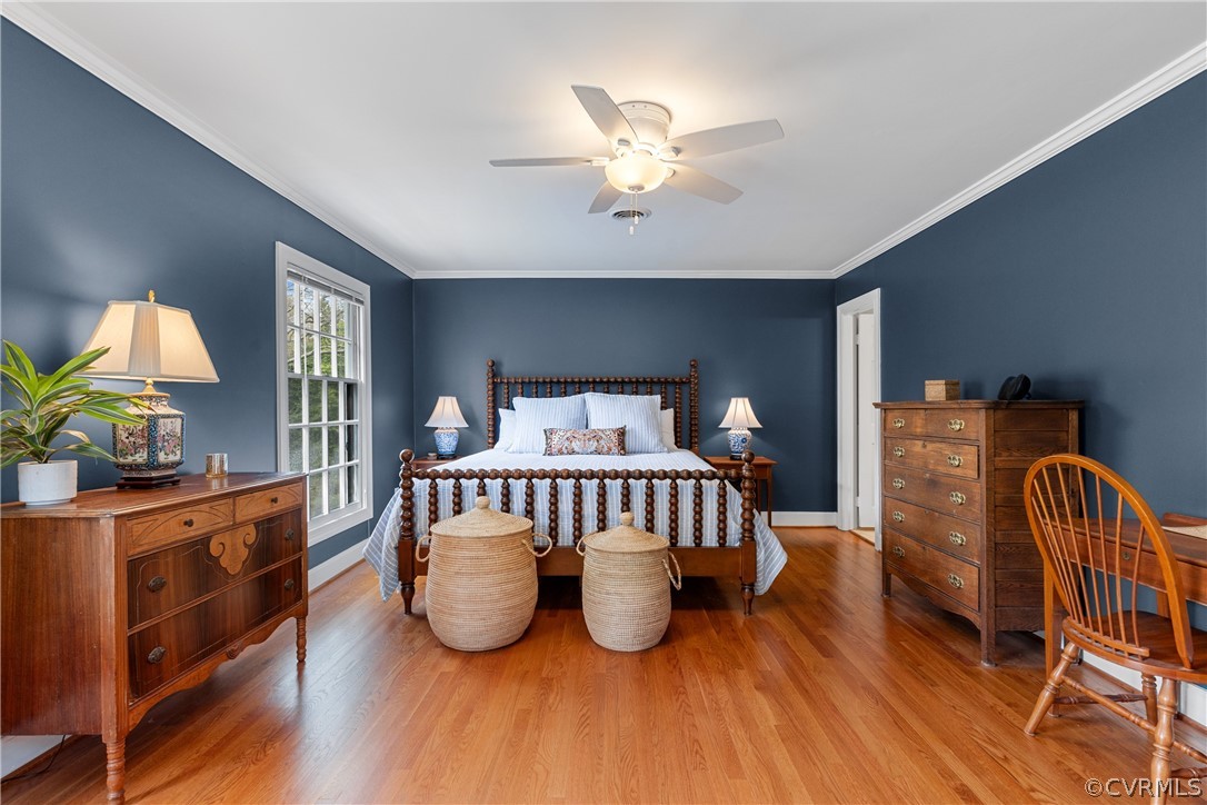 300 North Ridge Road, Unit 33 Henrico, VA 23229 - Photo 27 of 40 a bedroom with furniture and a window