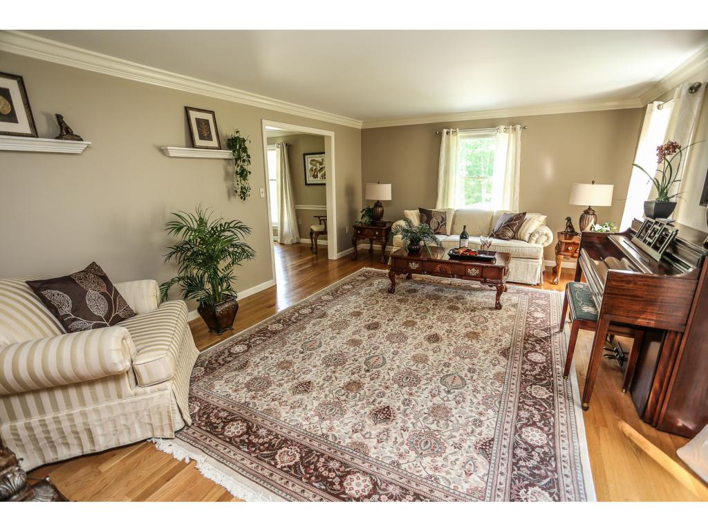 17 Mont Vernon Road Amherst, NH 03031 - Photo 10 of 36