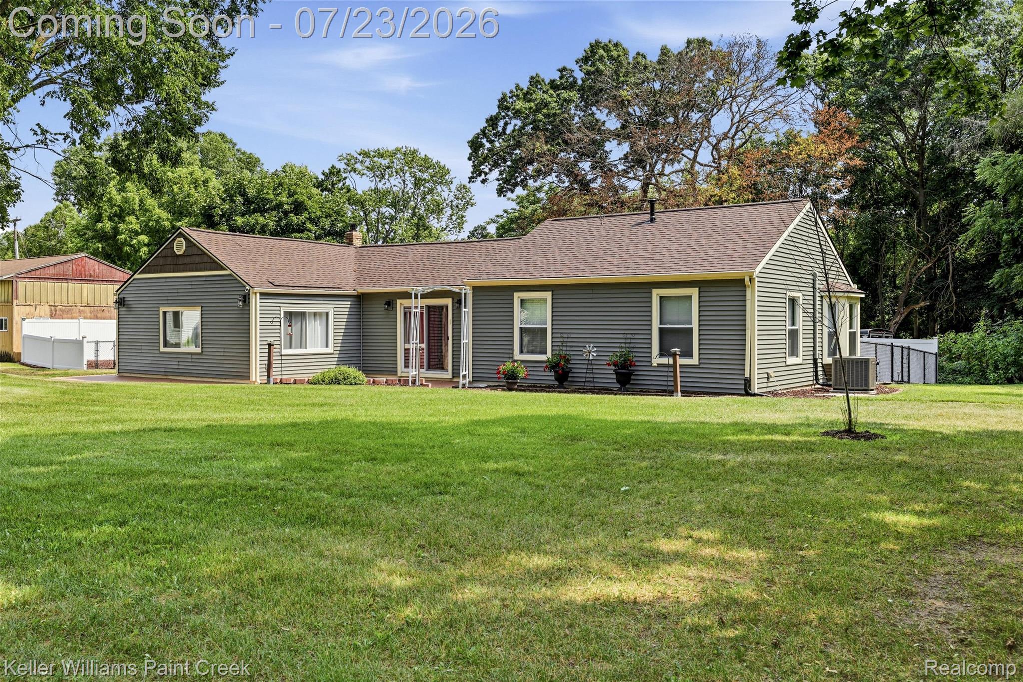 423 East Road Holly, MI 48442 - Photo 43 of 61 44-423_East_Rd_003.jpg