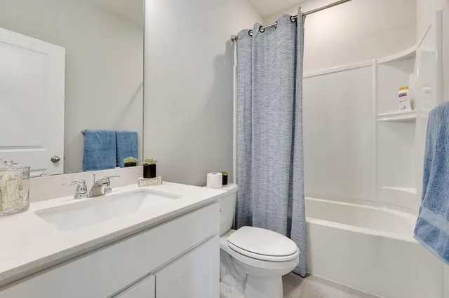 $450,000 | 2379 Highview Terrace, Shakopee, MN 55379