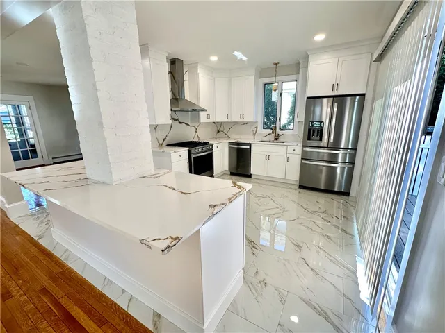 $1,195,000 | 141 Elton Street, Providence, RI 02906