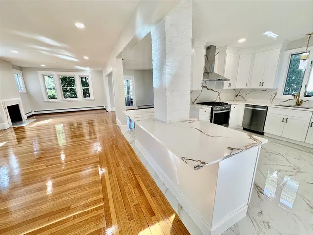 $1,195,000 | 141 Elton Street, Providence, RI 02906