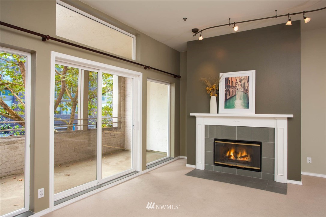 526 1st Avenue South, Unit 203 Seattle, WA 98104 - Photo 2 of 20