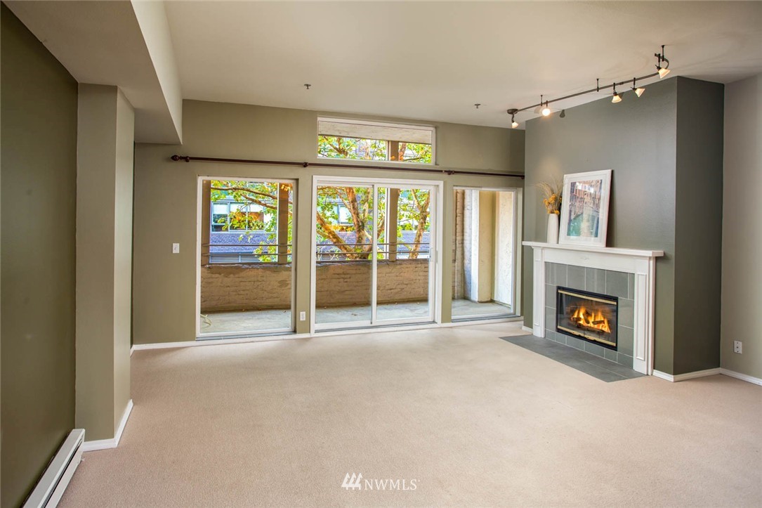 526 1st Avenue South, Unit 203 Seattle, WA 98104 - Photo 3 of 20