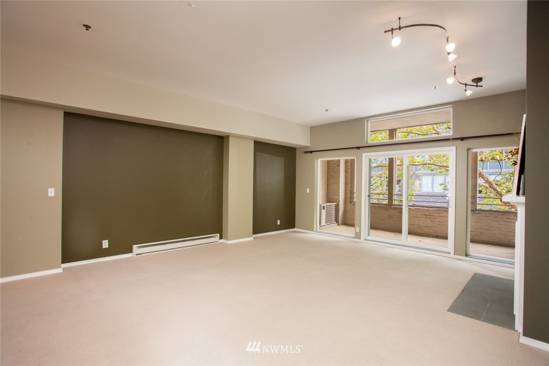 526 1st Avenue South, Unit 203 Seattle, WA 98104 - Photo 7 of 20