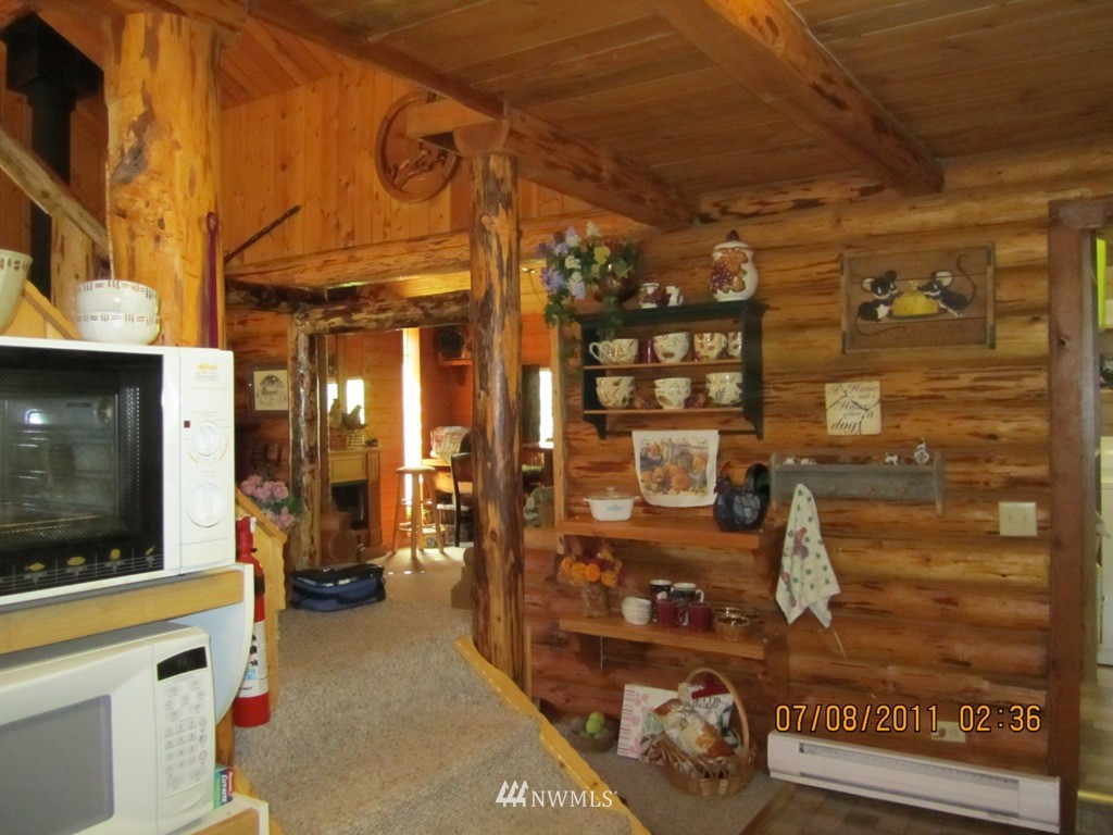 7 Trapline Loop Road Oroville, WA 98844 - Photo 7 of 14