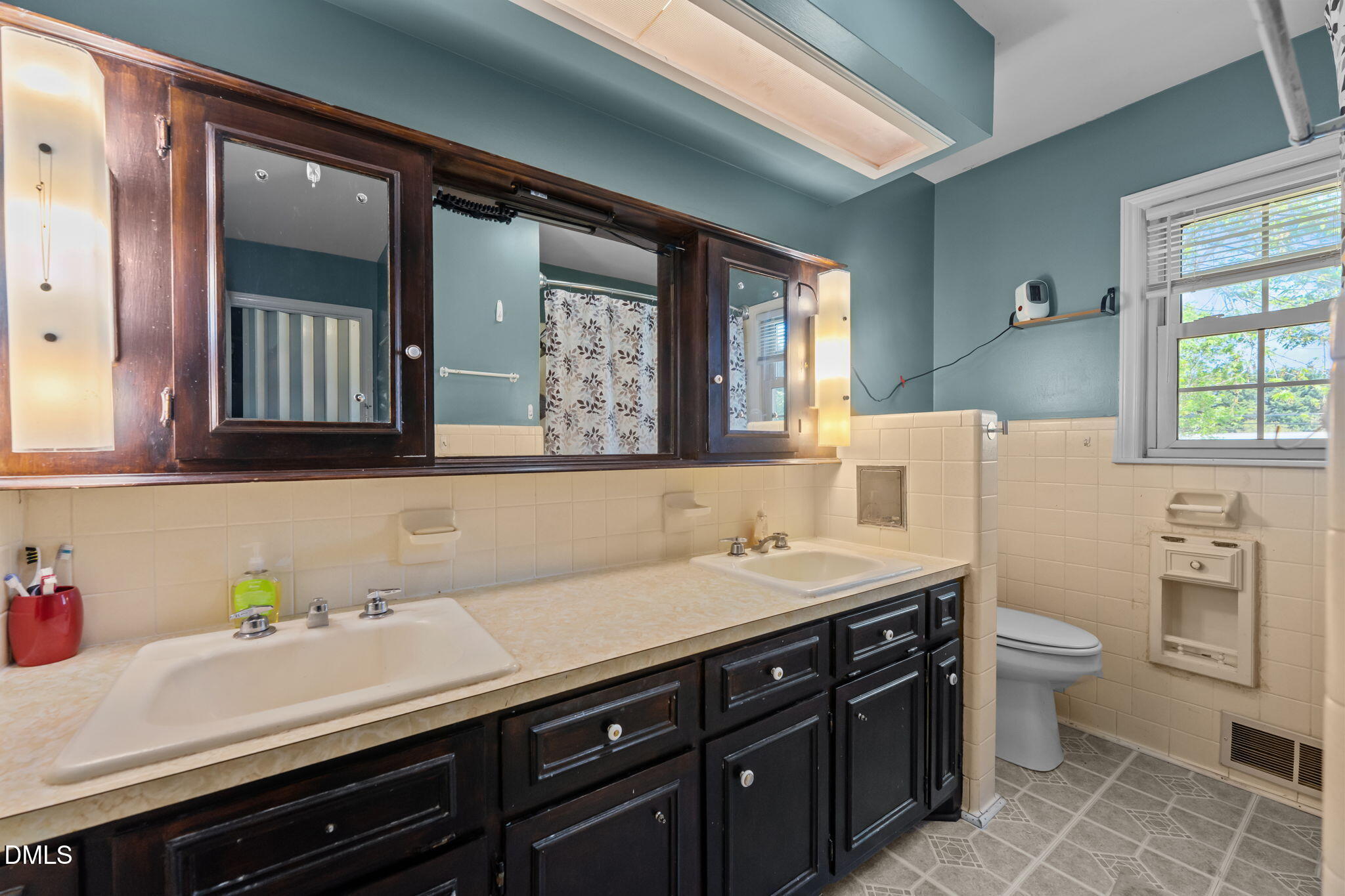 811 Wagoner Road Elon, NC 27244 - Photo 16 of 28 34-web-or-mls-ROB08074