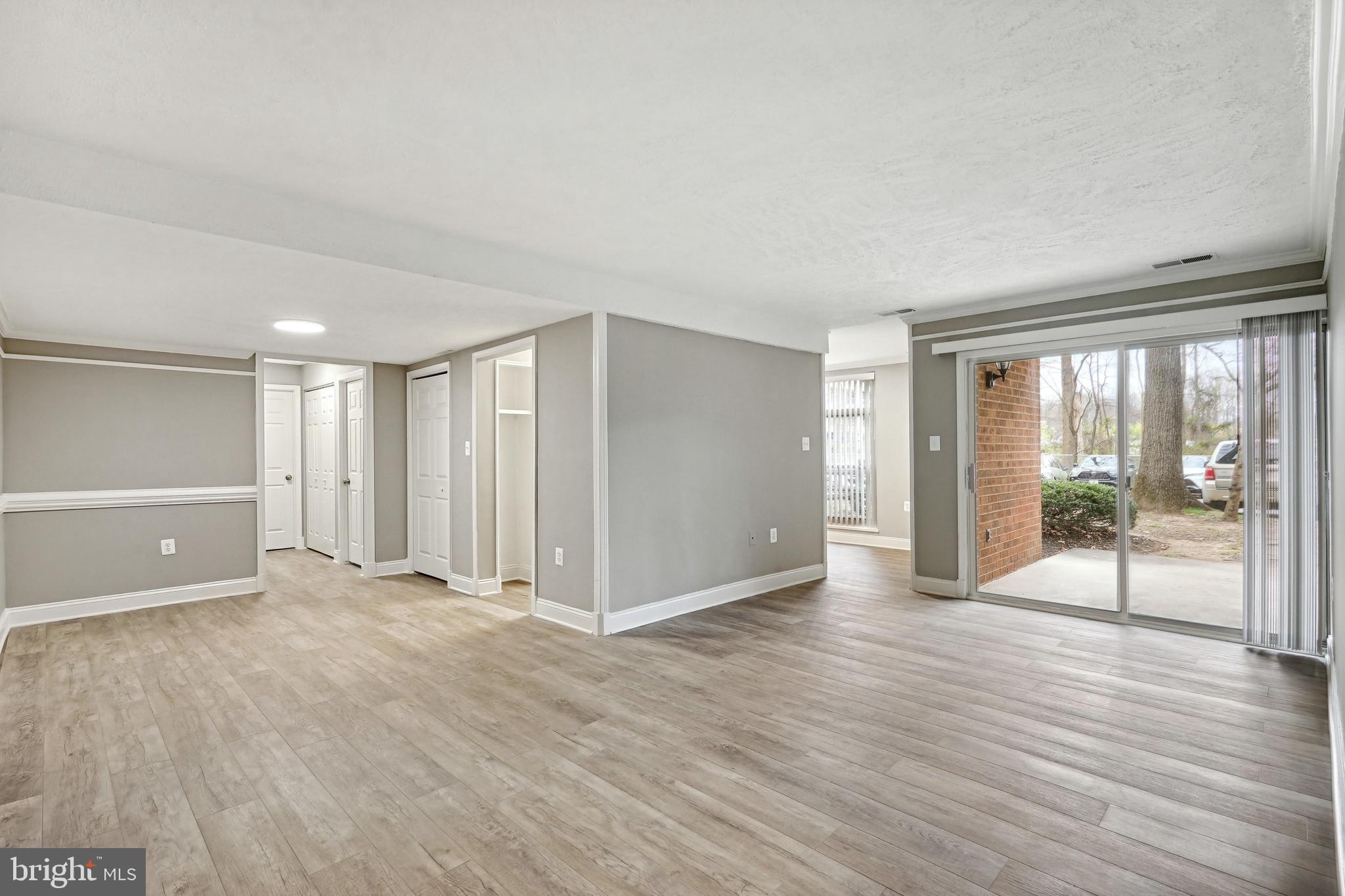 3356 Woodburn Road, Unit T2 Annandale, VA 22003 - Photo 2 of 20 Updated throughout and ready to move in!