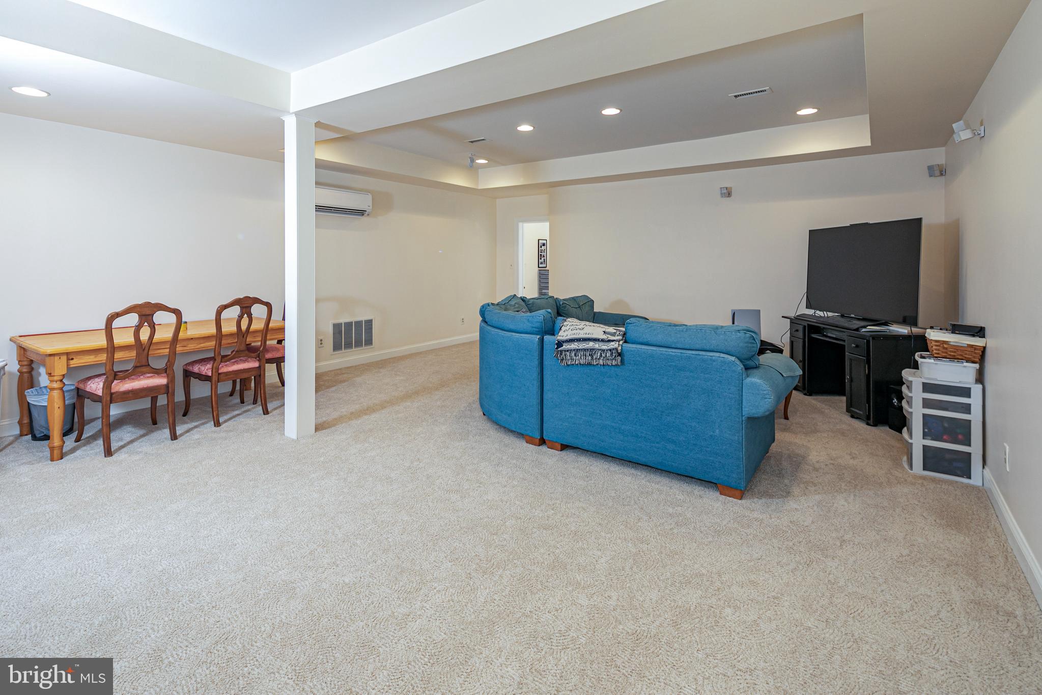 5 Woodmere Way Pennington, NJ 08534 - Photo 35 of 38