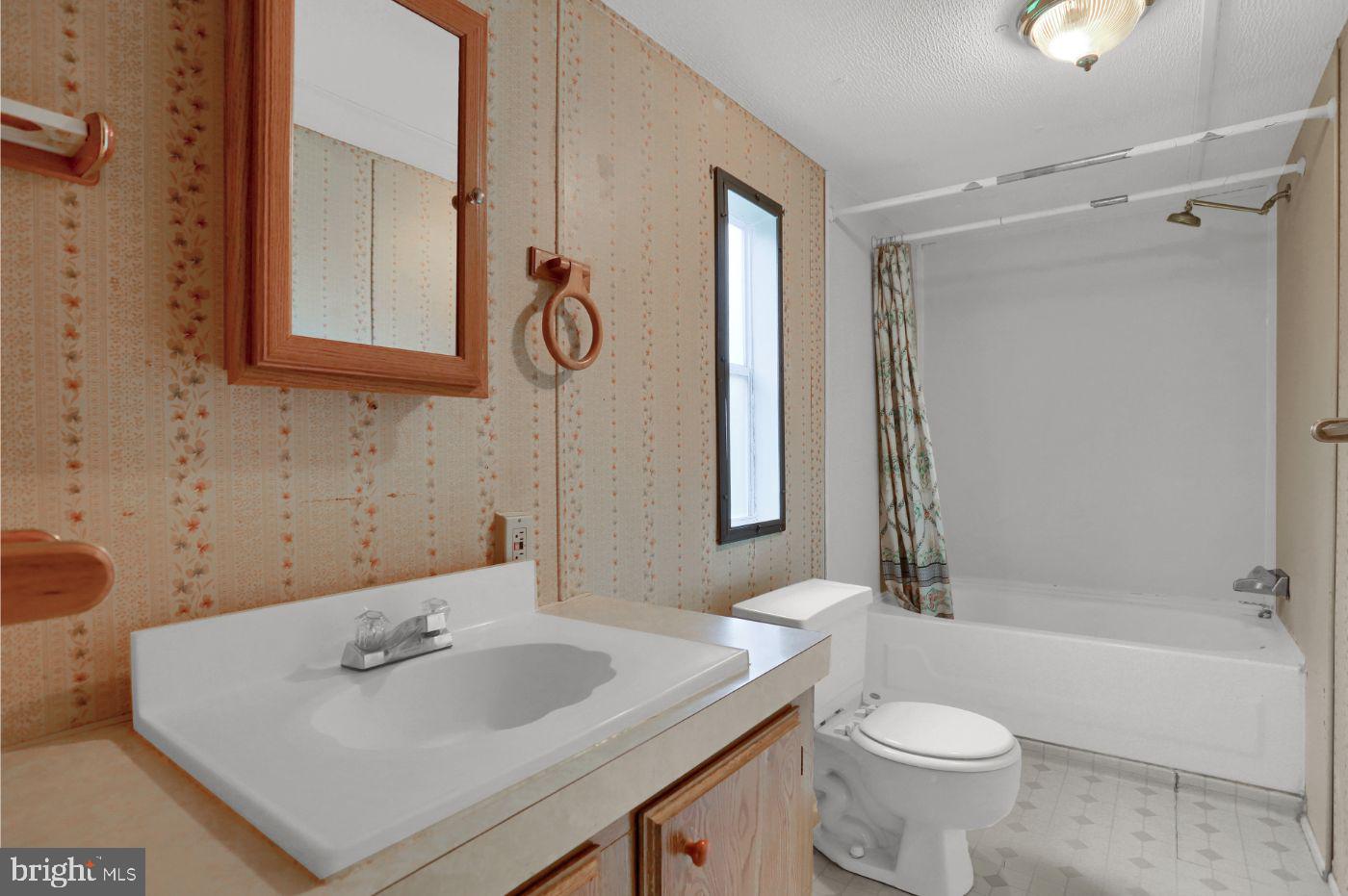 440 East Butter Road York, PA 17404 - Photo 15 of 43