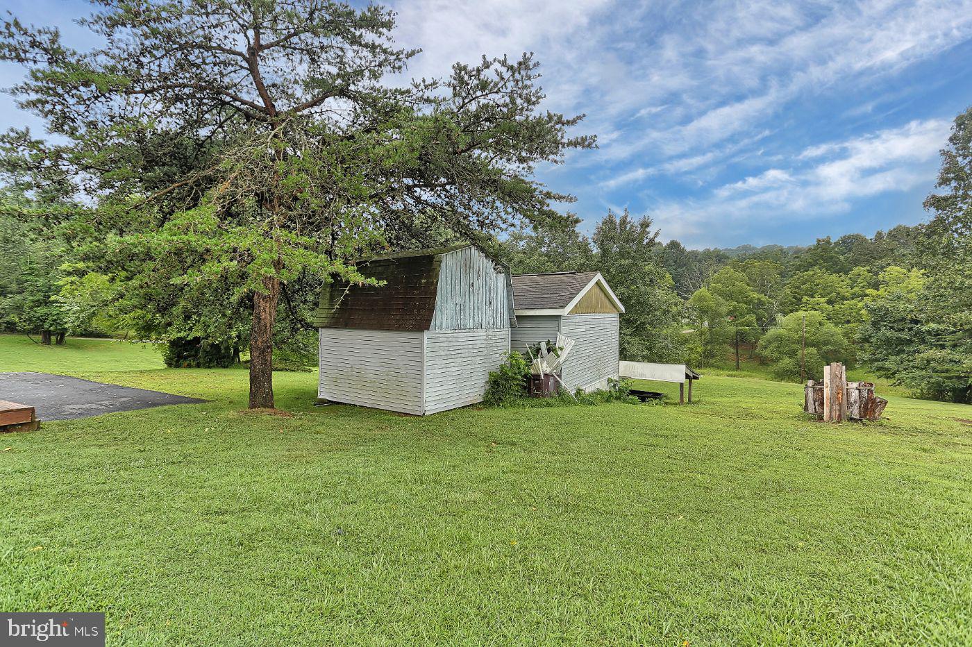 440 East Butter Road York, PA 17404 - Photo 29 of 43