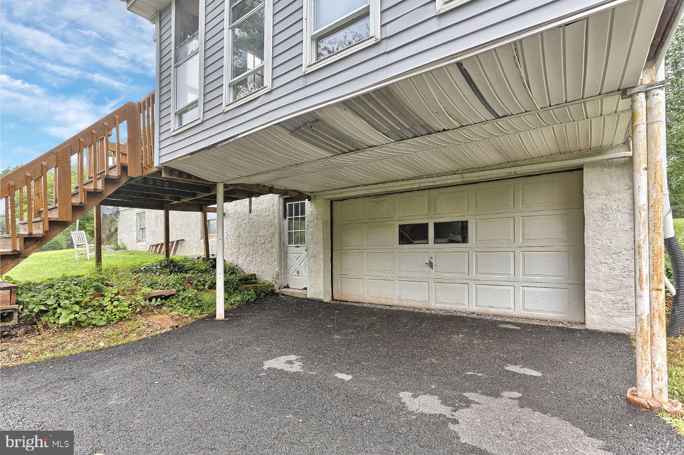 440 East Butter Road York, PA 17404 - Photo 32 of 43