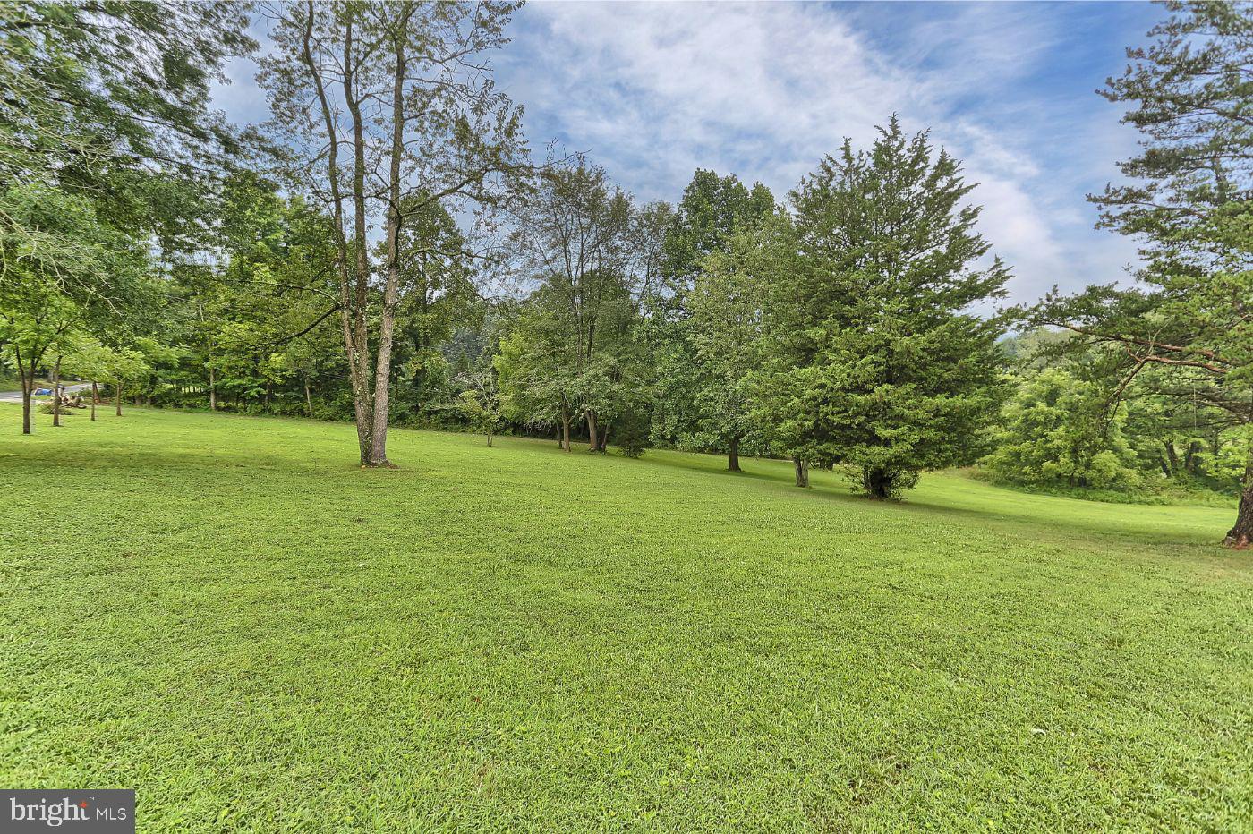 440 East Butter Road York, PA 17404 - Photo 36 of 43