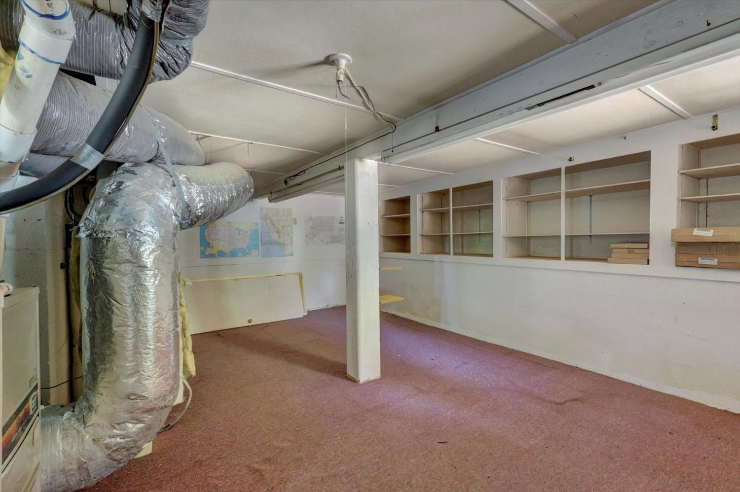 10124 South Ponderosa Way Rough and Ready, CA 95975 - Photo 57 of 63 a view of an empty room with a staircase