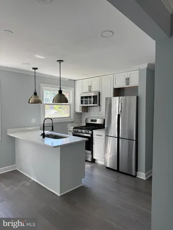 $2,400 | 407 Xenia Street Southeast, Washington, DC 20032