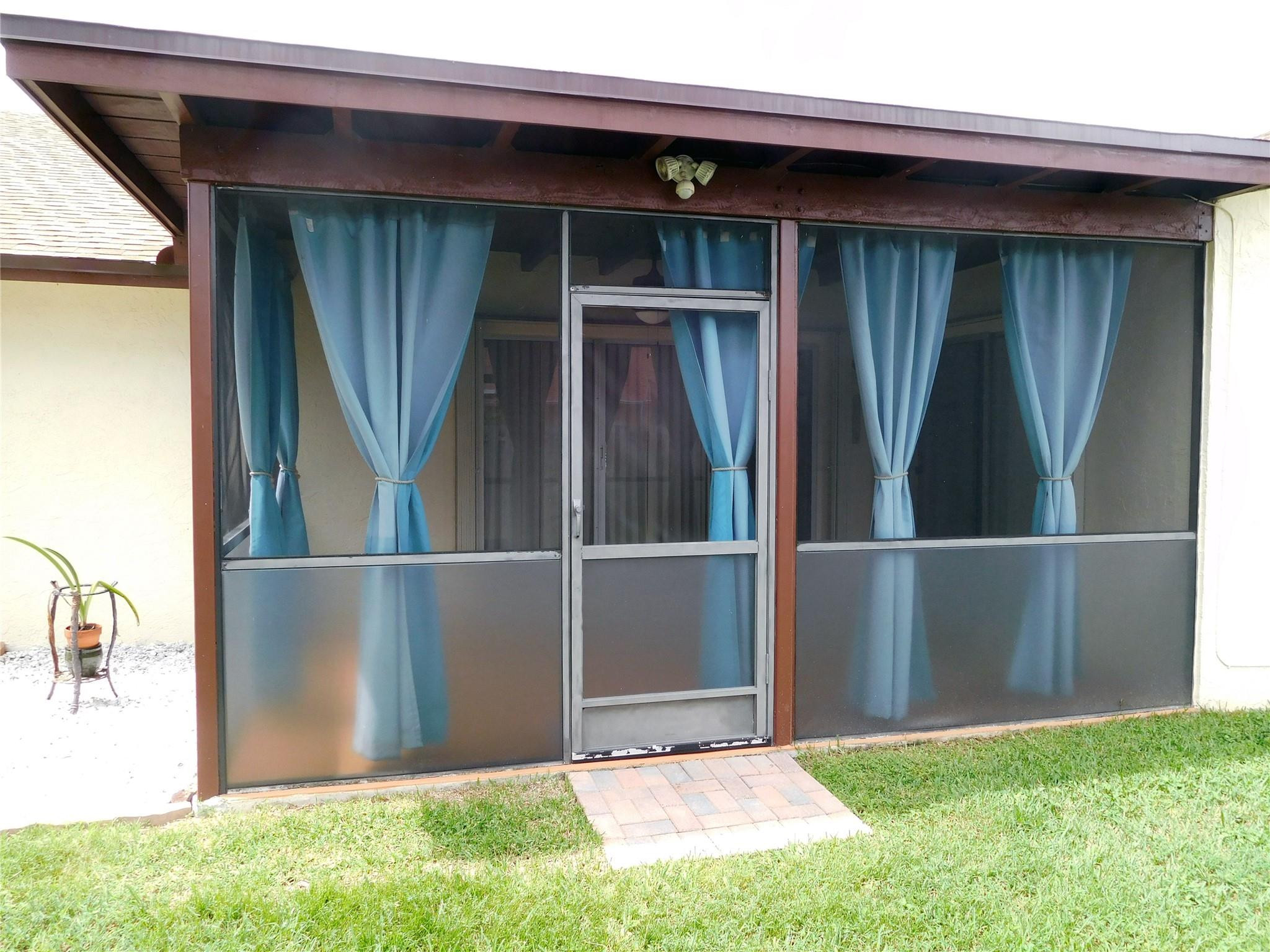 23140 Southwest 55th Avenue Boca Raton, FL 33433 - Photo 8 of 39 a view of outdoor space