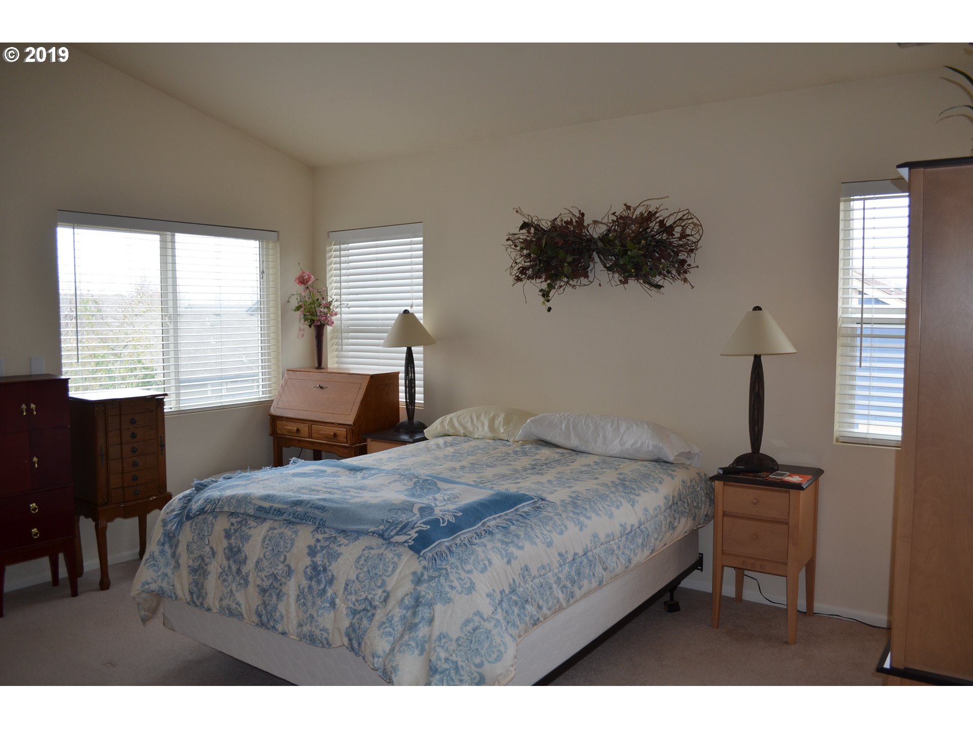 5421 Wales Drive Eugene, OR 97402 - Photo 12 of 20