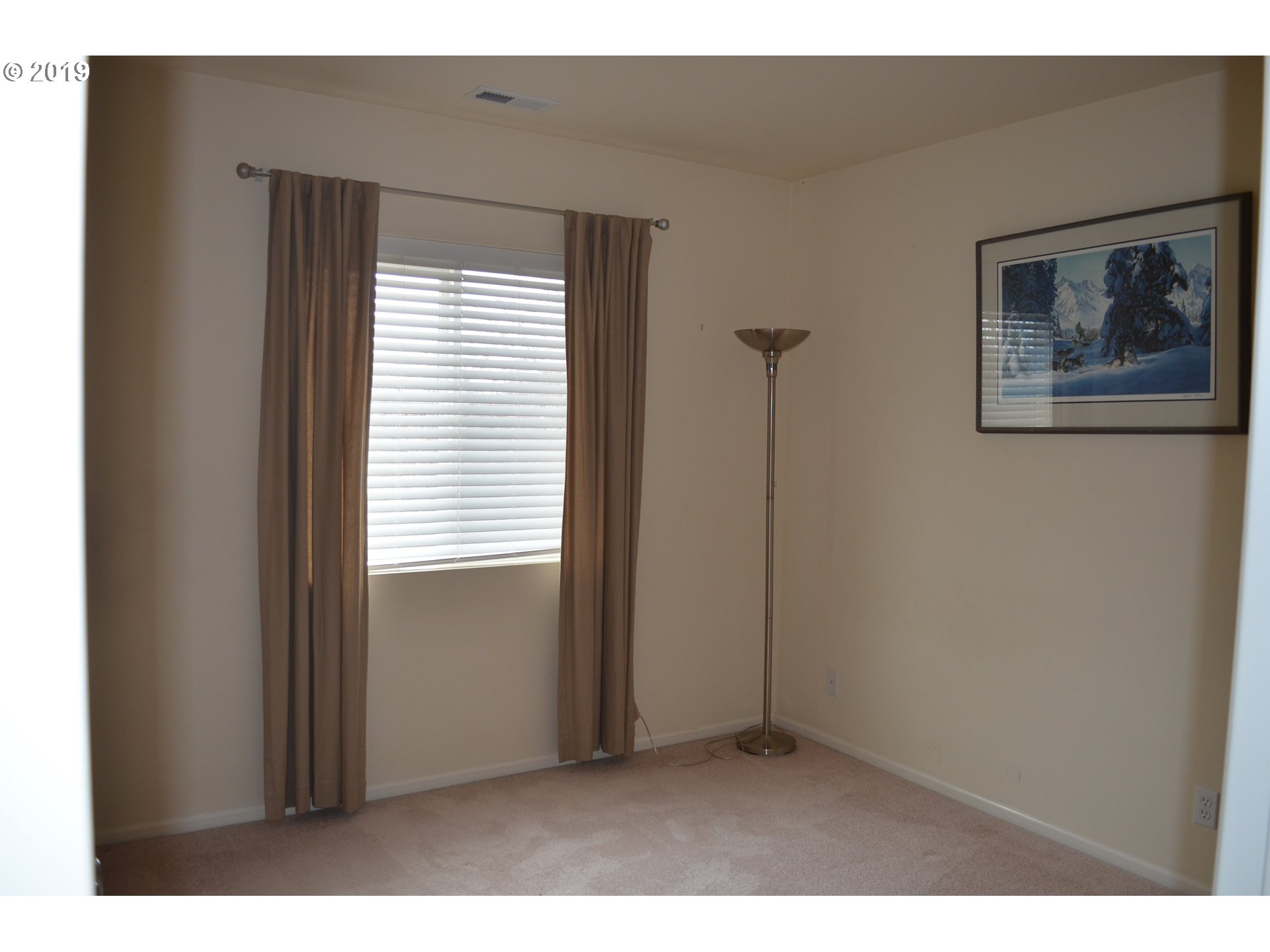 5421 Wales Drive Eugene, OR 97402 - Photo 15 of 20