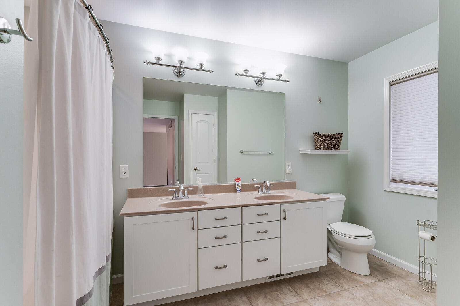 N5076 Wildflower Lane Hamilton, WI 54669 - Photo 30 of 47 34_N5076WildflowerLn_Bathroom1_1_mls