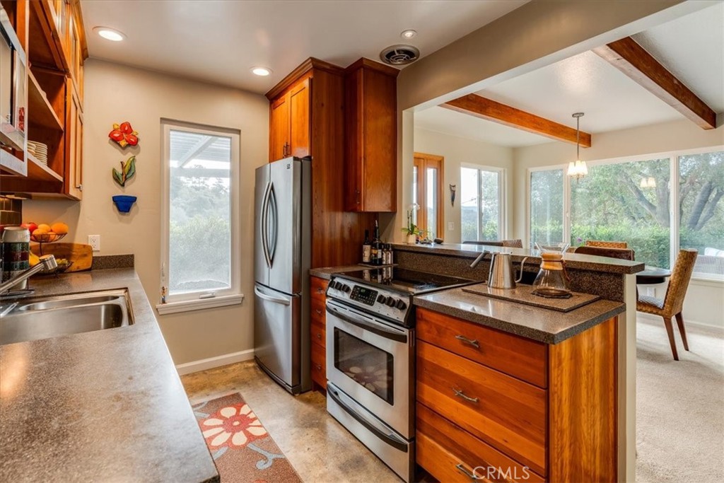 571 Corralitos Road Arroyo Grande, CA 93420 - Photo 22 of 54 Kitchen