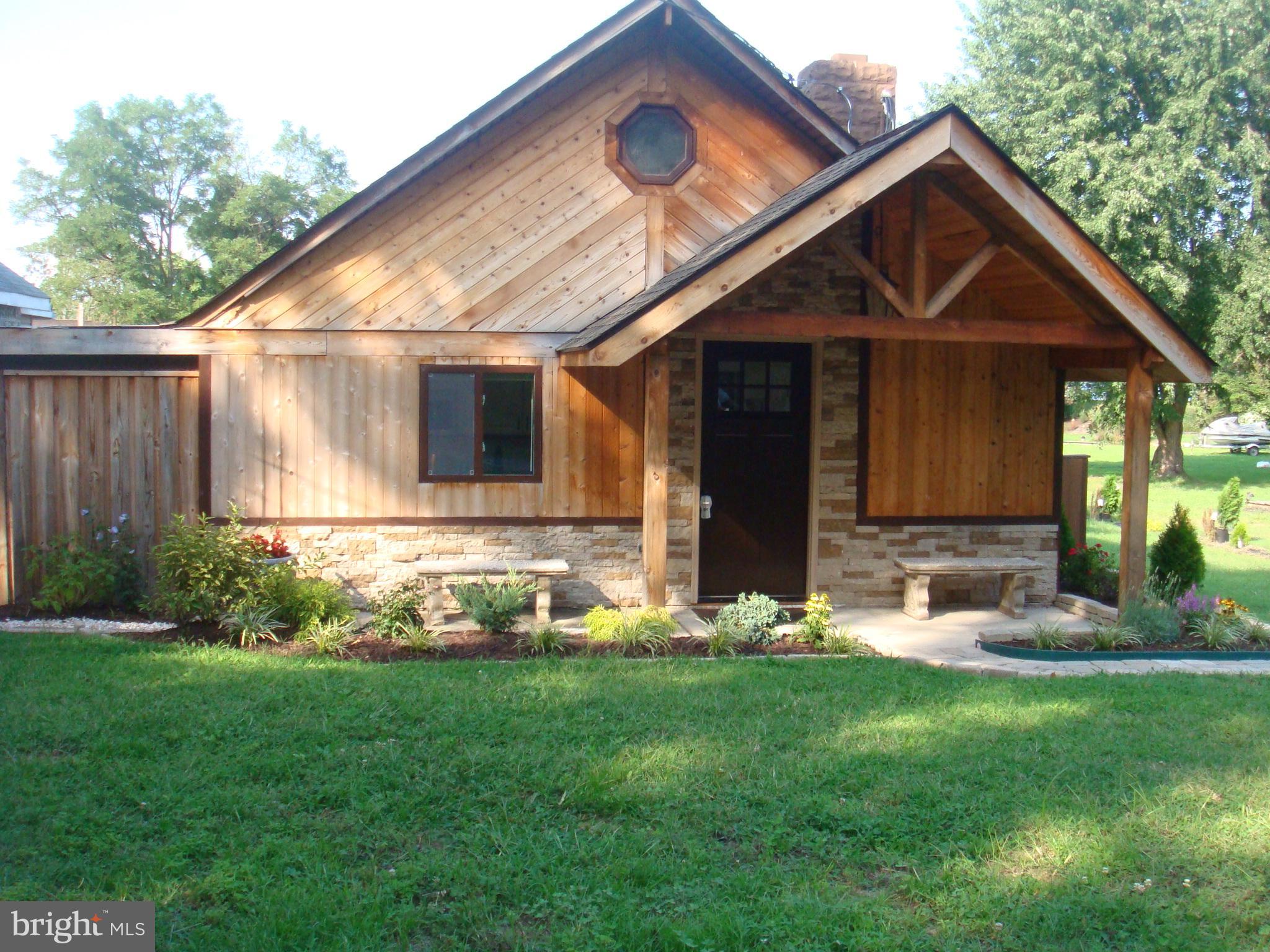Exterior (Front)
