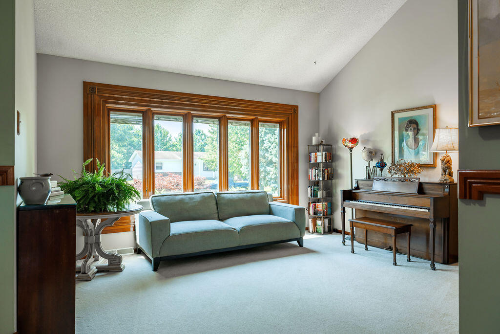 720 Wirtz Road Crown Point, IN 46307 - Photo 15 of 44 1024x683