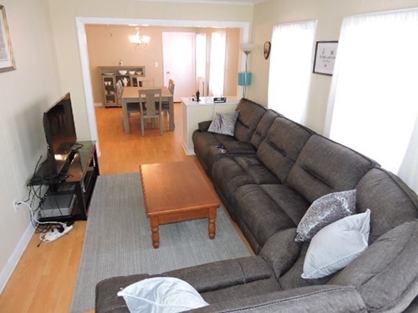11 Guild Road Saugus, MA 01906 - Photo 5 of 39 Gallery Image 5