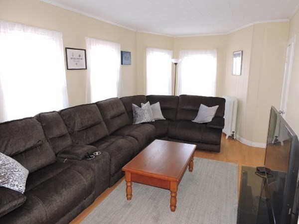 11 Guild Road Saugus, MA 01906 - Photo 6 of 39 Gallery Image 6