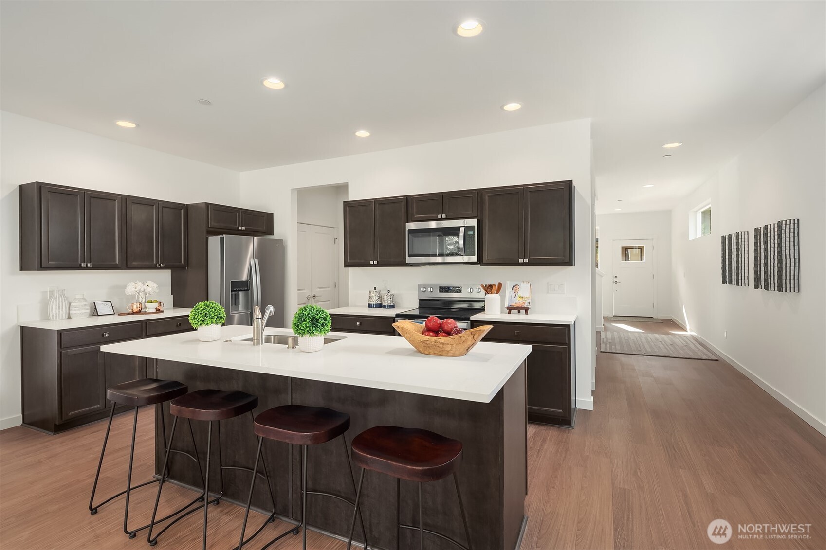 12332 13th Place Southwest, Unit A Burien, WA 98146 - Photo 6 of 29