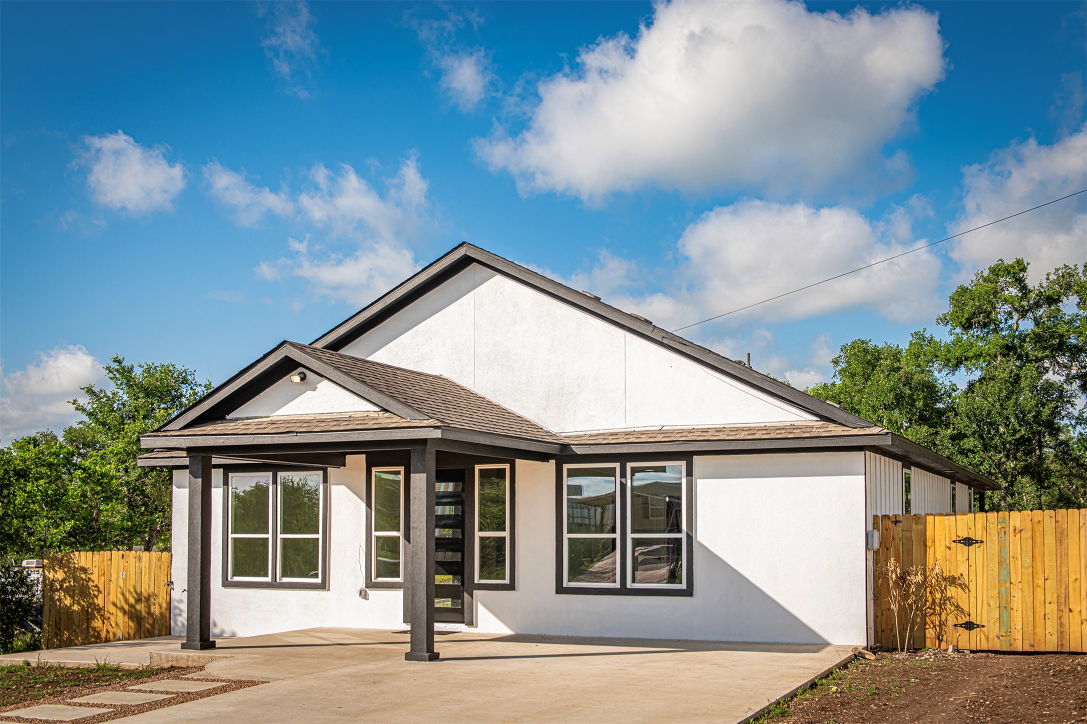 106 Passion Vine Rd Dale Dale, TX 78616 - Photo 1 of 23