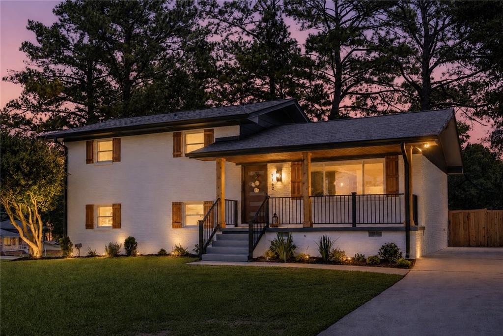 1762 Gretna Green Way Decatur, GA 30035 - Photo 5 of 48 Gallery Image 5