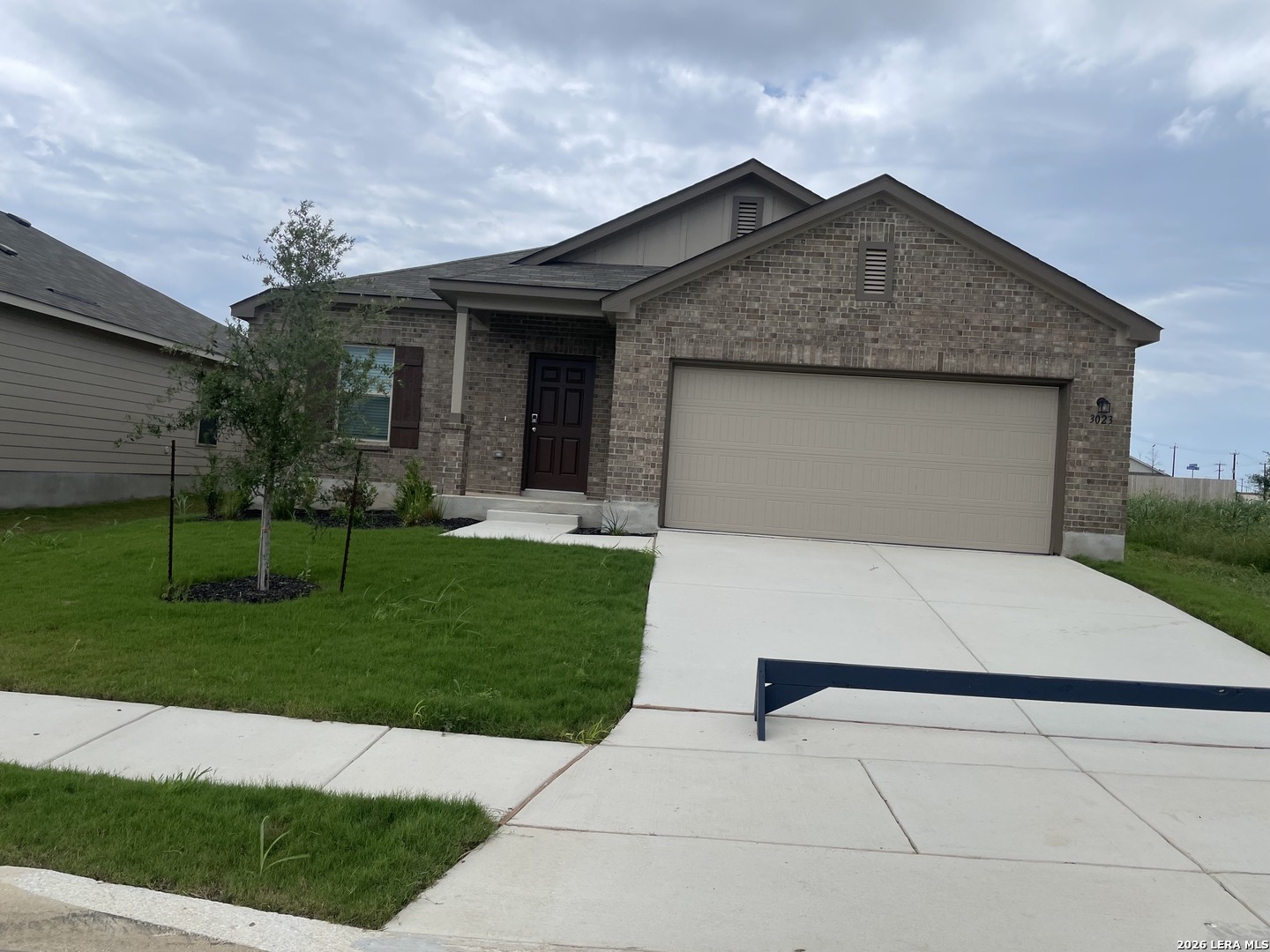 3023 Wembley Way Converse, TX 78109 - Photo 2 of 26