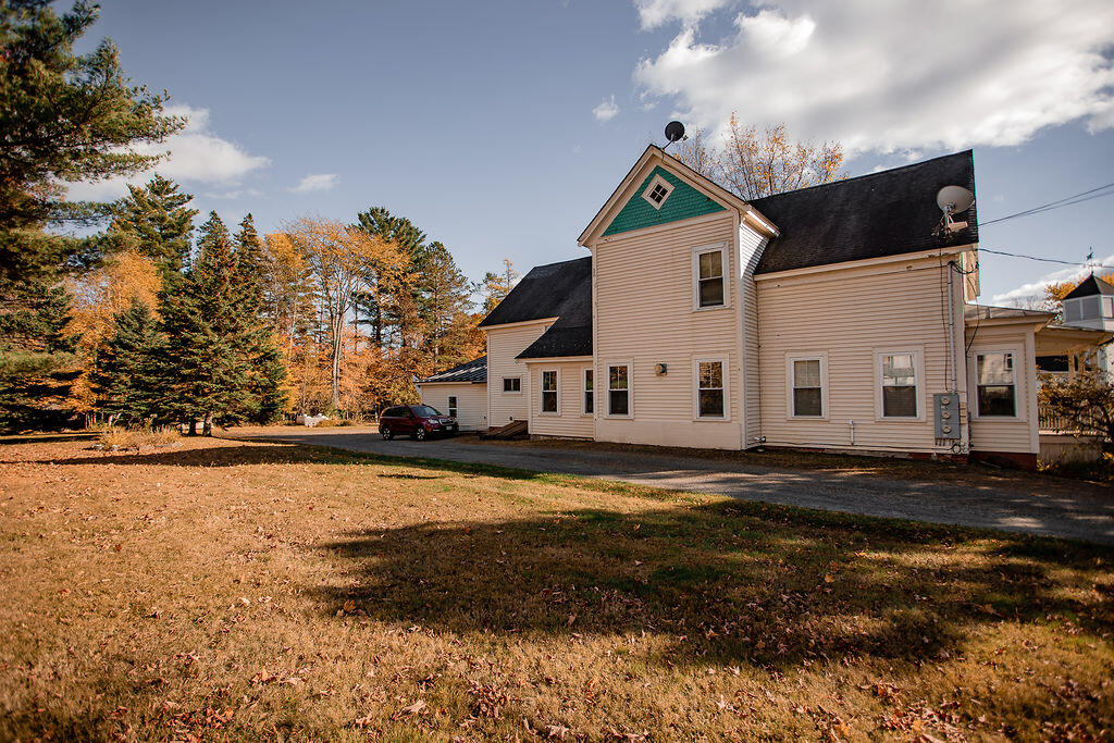 19 Pleasant Street, Unit A Rangeley, ME 04970 - Photo 17 of 18 AF6A2887