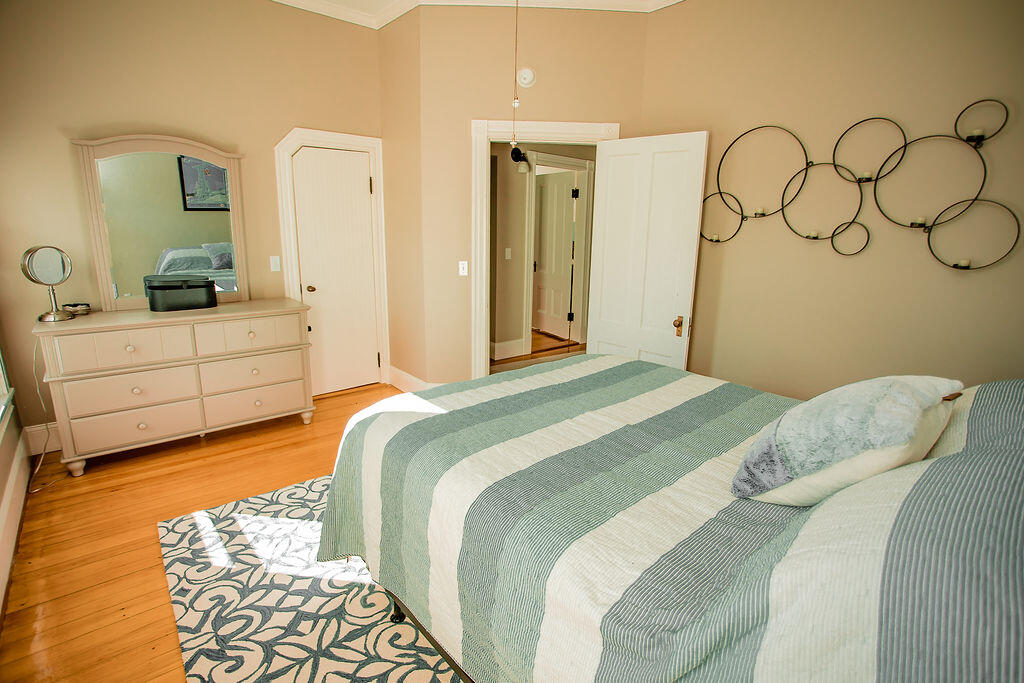 19 Pleasant Street, Unit A Rangeley, ME 04970 - Photo 17 of 34 AF6A2845