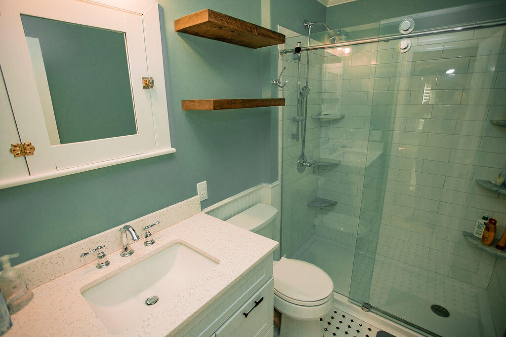 19 Pleasant Street, Unit A Rangeley, ME 04970 - Photo 18 of 34 AF6A2847