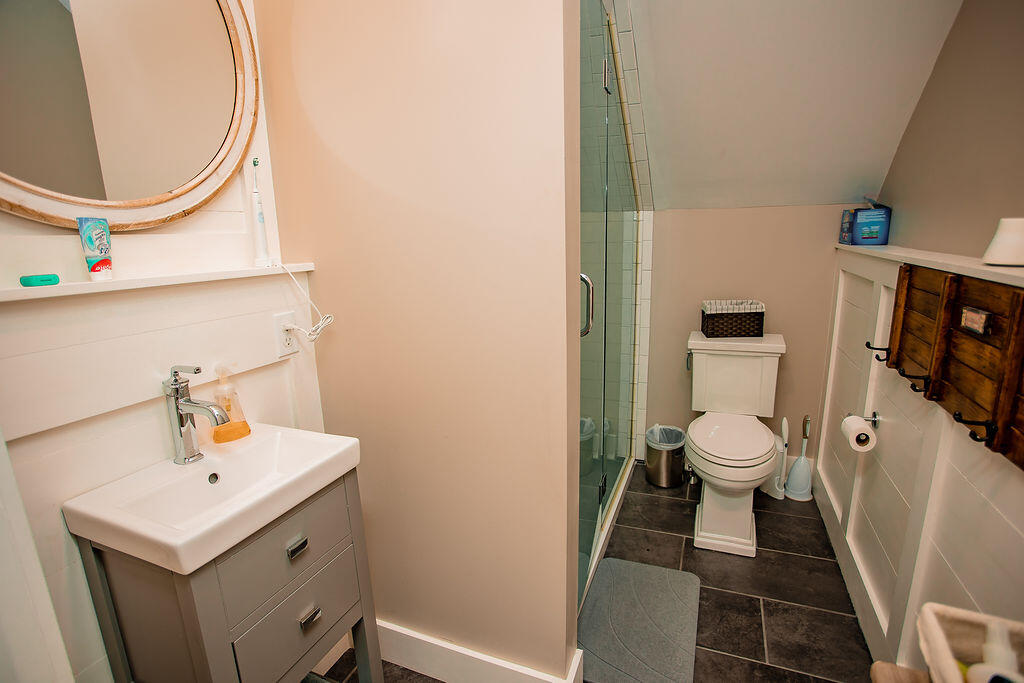 19 Pleasant Street, Unit A Rangeley, ME 04970 - Photo 24 of 34 AF6A2855